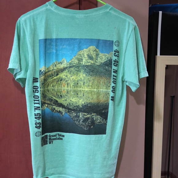 National Geographic’s Grand Teton t-shirt - Picture 1 of 3